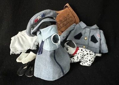 79653 / 1996 Margaret Winson Outfit MADC Club Doll Madame Alexander 8” USPS Dog - Image 1 of 4