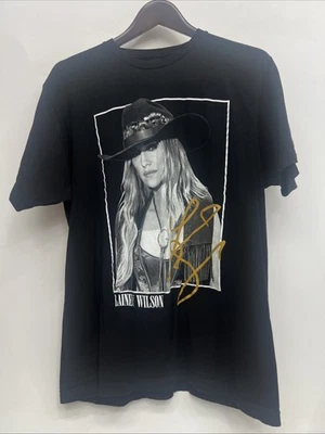 Camisa Lainey Wilson Negra Dorada Firma Unisex Camiseta - Talla Grande Foto 1 de 3