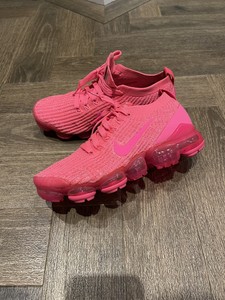 Nike VaporMax Trainers for Women Pink 