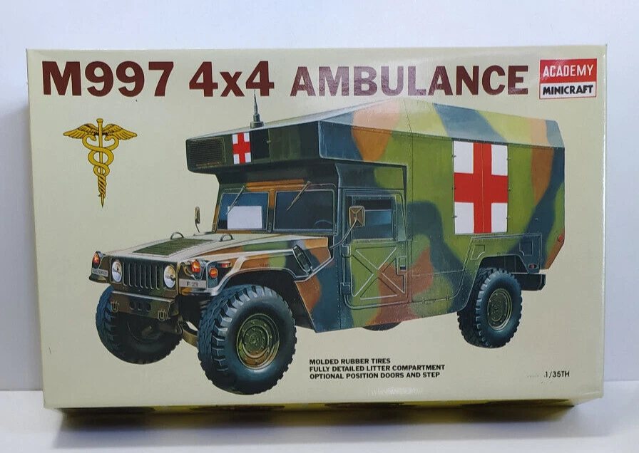 ACADEMY MINICRAFT  1:35 KIT MEZZO MILITARE AMBULANZA M997 4x4 AMBULANCE    1352 - Immagine 1 di 1