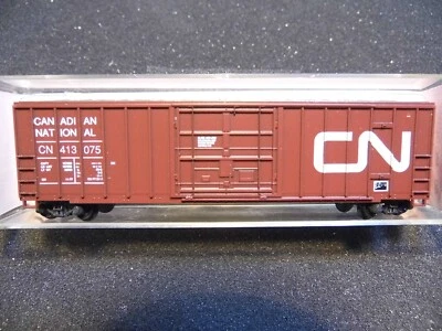 N - Roundhouse 8847 - 50' Modern Boxcar, Canadian National    LN w/ M-M coup - Image 1 of 2
