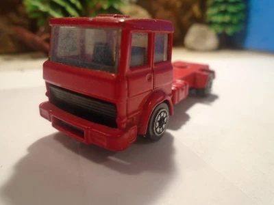 CORGI  HO 1/87 SCALE COE  TRUCK  CHASSIE FOR CUSTOMIZATION       5-228-8-5 - Image 1 of 4