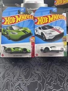 2024 Hot Wheels 2016 Ford Gt Race Green & 17 Ford Gt White 6️⃣ - Picture 1 of 4