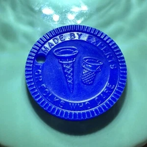 Safe-T Cup & Cone G/F 25 Punkte um 1950-60er Plastilcoin (Eis) Medaille 26 mm - Bild 1 von 2
