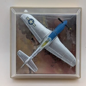 Vintage AHM Showcase Miniatures 1:100 NA P-51D Mustang with Case - Picture 1 of 5