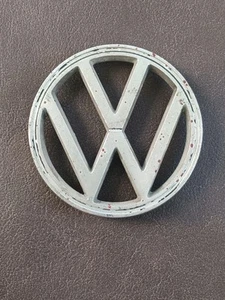 Vintage VW Bug Beetle Hood Logo Emblem Badge 113853601B 3 Prong 3 1/4” - Picture 1 of 9