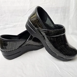 Dansko Shoes Clogs Women Sz 37 6.5 Mules Heel Black Patent Leather Pattern Italy - Picture 1 of 7