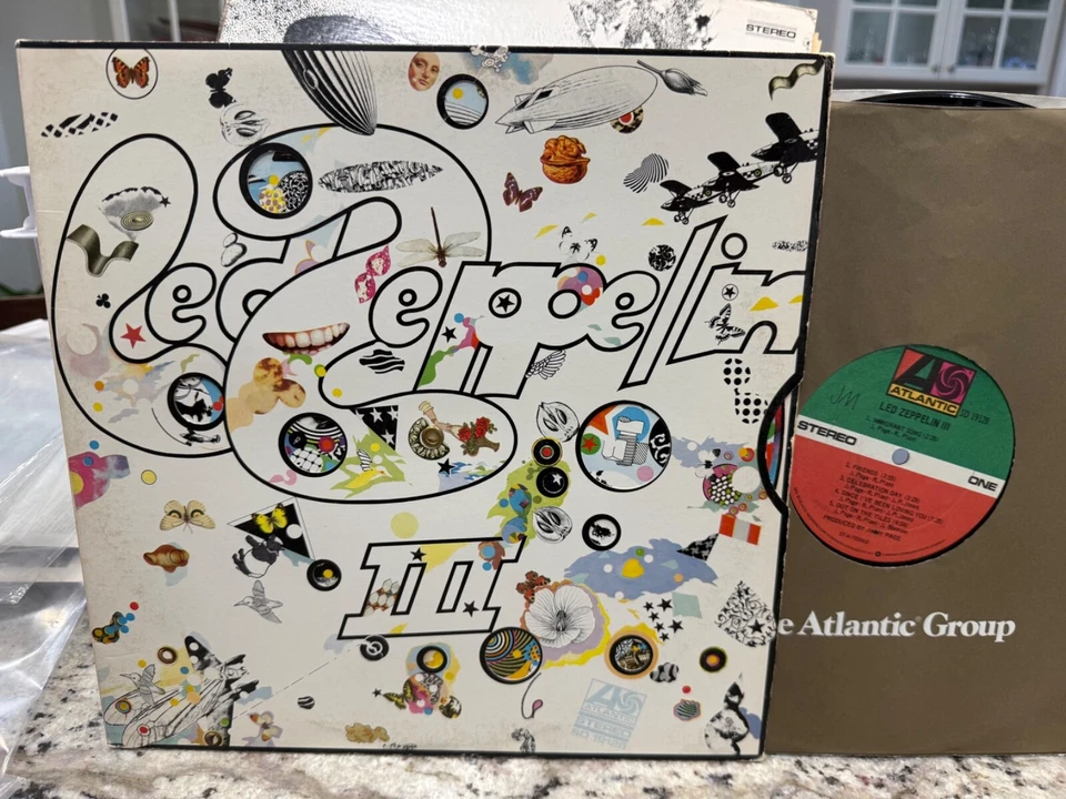 LED ZEPPELIN - LED ZEPPELIN III - Vinyl LP 1970'S PRESS VG++/NM- VINYL LP WHEEL Foto 1 de 4