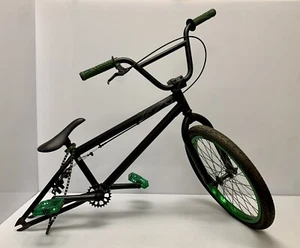 Verde Eon 20" BMX Bike Black & Green Frame & Front - Back Assembly Not Included - Picture 1 of 11