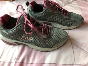Fila Shoes Womens Size 8.5 Windshift 15 Running Sneakers Gray Pink 5HR18055-258 - Picture 1 of 7