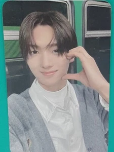 TWS YoungJae [1st Mini Album: Sparkling Blue] Official Photocard - Bild 1 von 7