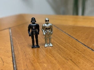 Figuras Micro Machines Star Wars 1996 Sith Darth Vader y Droid C13 C-13 - Imagen 1 de 3