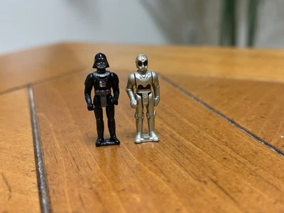 1996 Micro Machines Star Wars Sith Darth Vader & Droid C13 C-13 Figures - Image 1 of 3