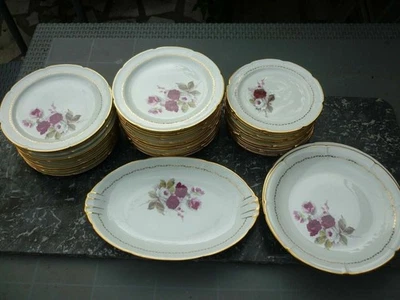 Service Porcelaine de Vierzon Bel semble de 37 pièces. Royal Email C.G - Photo 1/4