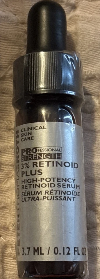 Peter Thomas Roth - 3% Retinoid PLUS 3.7 ml / .12oz  MINI - Image 1 of 1
