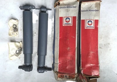 Pontiac Catalina Bonneville 1965-68, 69-70 Olds: par de amortiguadores traseros Delco Foto 1 de 3