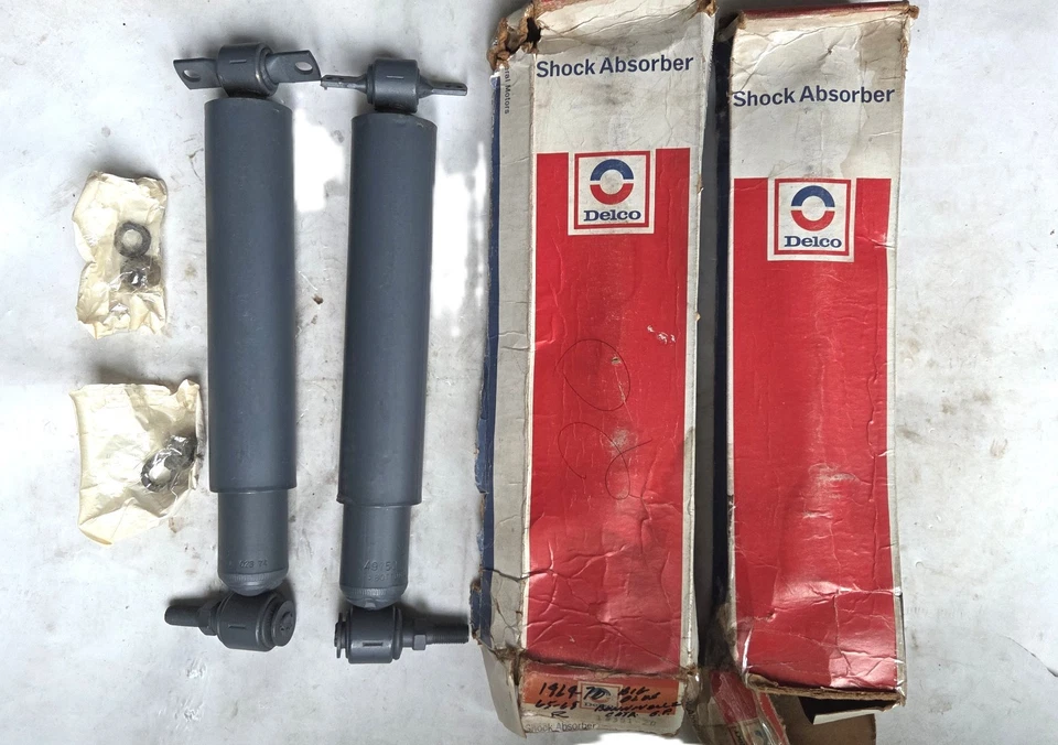 1965-68 Pontiac Catalina Bonneville, 69-70 Olds: Delco Rear Shock Absorbers PAIR - Image 1 of 3