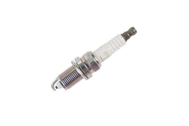 Genuine GM 2009-2011 Chevrolet Pontiac Aveo5 G3 Conventional Spark Plug 25186682 - Image 1 of 1