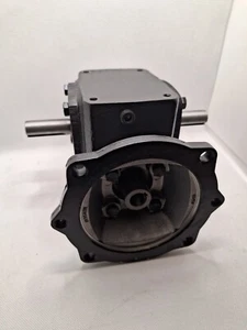 DAYTON 4RP04 Speed Reducer: 350 Nominal Output RPM, 56C, 5:1, 1 hp Max. Input HP - Picture 1 of 4