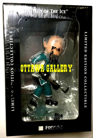 2002/03 BAP MEMORABILIA JAROMIR JAGR ALL-STAR BOBBLEHEAD "MEN OF ICE" MIP (M09) Cover