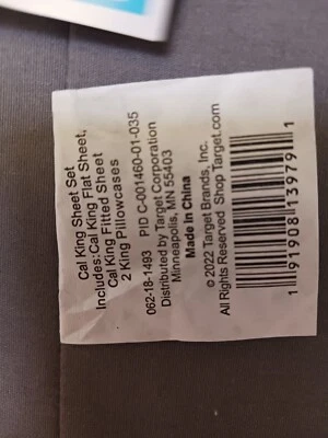 ROOM ESSENTIALS GRAY CALIFORNIA KING 4 PEICE SHEET SET NIP - Image 1 of 2