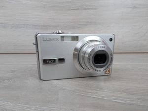 Panasonic Digital Camera Lumix DMC-FX7 5.0MP Silver - Working Camera Only - Picture 1 of 13