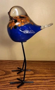 Italienischer mundgeblasener Glasvogel kobaltblau orange & schwarz, Metallbeine 10" hoch - Bild 1 von 11