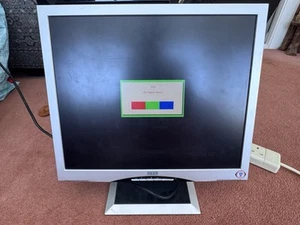 Monitor 19”  LCD Square CTX S966A VGA Connection - Silver - Picture 1 of 5