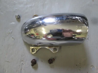 Protector cámara izquierda sombra honda 1983-1986 VT500C 18425-MF5-851 Foto 1 de 4