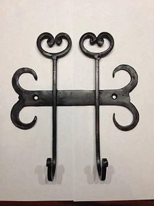 Country Farmhouse Iron Rustic Black Hanger with Two Hooks Scrolls And Hearts - Picture 1 of 1