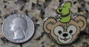 Disneyland Duffy the Bear Hidden Mickey Wearing Goofy Hat pin - Used - Picture 1 of 1