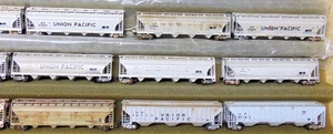 UNION PACIFIC ( 18) UNIT GRAIN TRAIN N SCALE ATLAS 4 BAY COVERED HOPPERS - Picture 1 of 6