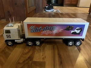 Vintage Nylint Ski Doo Racing Semi Truck - Picture 1 of 3