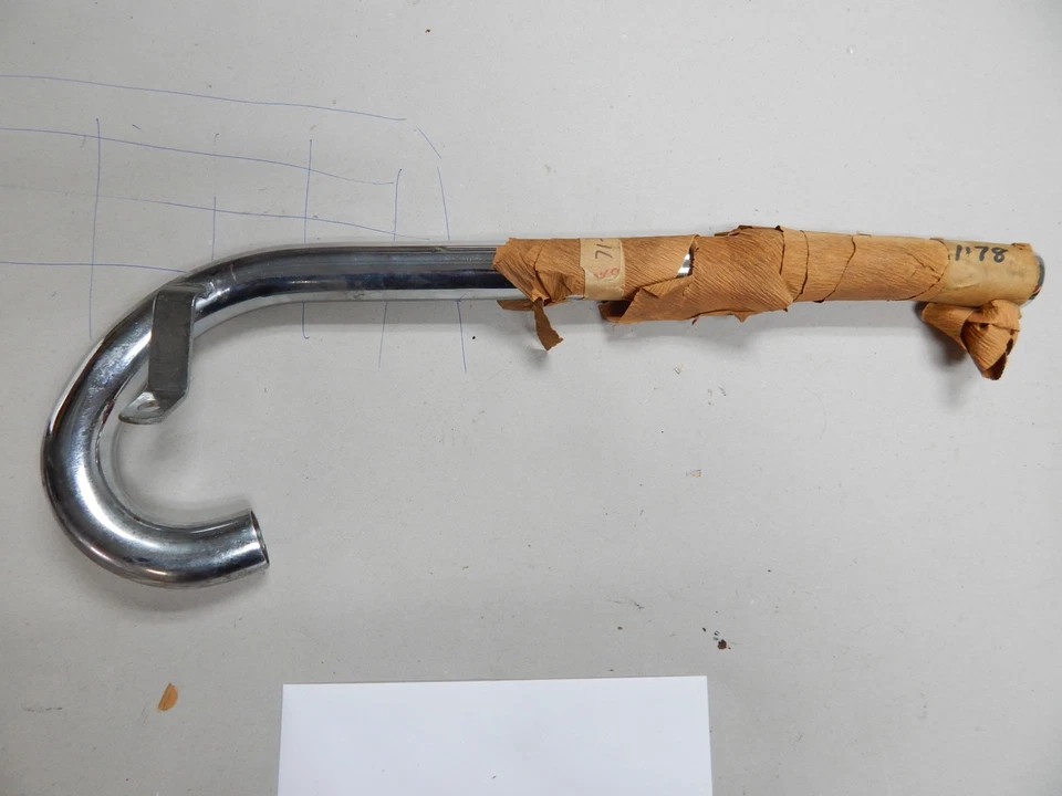 71-1178 CABEZA EXHUAST PIPES TRIUMPH BSA 1969 1970 B25 T25 NUEVO DE STOCK ¡NUEVO! 70-9724 Foto 1 de 4