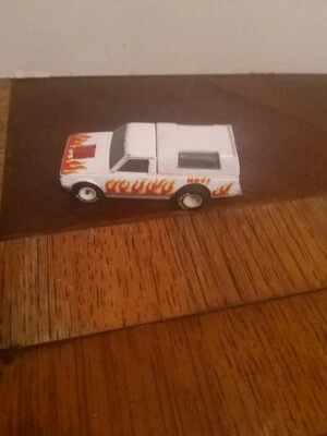 Hot Wheels Vintage Real Riders Dodge D-50 White Flames Malaysia 1983 Truck  - Изображение 1 из 4
