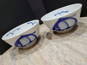 Pair of 2 ~ Chinese Koi Fish Painted Blue & White Soup Bowl Noodle Rice Dish EUC - Picture 1 of 14