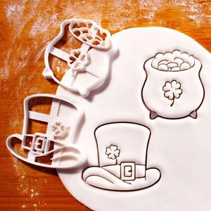 Leprechaun Hat and Pot of Gold Cookie Cutters - St Patrick's Day shamrock clover - Picture 1 of 5
