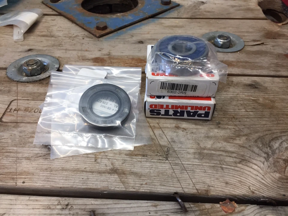 Kit de cojinete y sellado de rueda delantera Honda ATC Foto 1 de 1