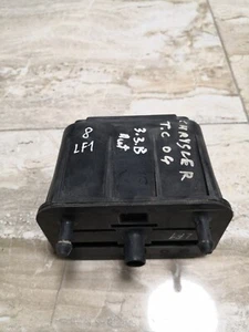 Chrysler town country 2004 3.3/Carbon filter(ENGINE FUEL STEAM CANIST)04861440AA - Picture 1 of 7