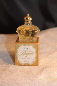AVON DECANTER COLOGNE ROYALE ROSES, ROSES 1 OUNCE FILLED W/ BOX - Picture 1 of 2