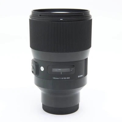 Sigma 135mm F/1.8 DG HSM Art (for Sony E mount) #312 - Image 1 of 4