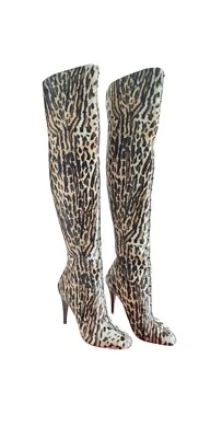 Valentino Rockstud Botas Sobre la Rodilla Piel de becerro Estampado Leopardo Talla 37 Foto 1 de 4