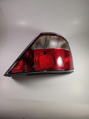 *CRACK* 98 - 03 Jaguar XJ8 XJ8L VANDEN PLAS Luz trasera pasajero derecho Lámpara OEM Foto 1 de 4