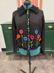 Suéter Flor Primavera The Collective Works Of Berek 2 Talla Mediana - Imagen 1 de 9