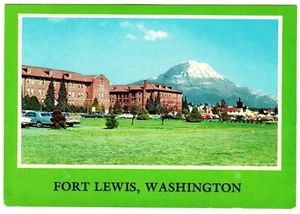 Postal - Fort Lewis Washington WA BUILDING SCENE CT-261 Mount Rainier - Imagen 1 de 6