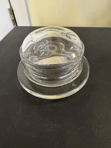 La Rochere Bee Round Butter or Jelly Dish - Picture 1 of 11