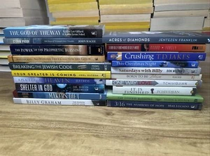 Lot Set 20 TBN Mostly Special Edition Paperbacks Jakes Graham Lucado Hagee - Foto 1 di 11