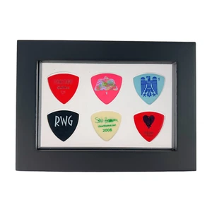 PLECTRUM SPECTRUM 4" x 6" ROUNDED BASS Guitar Pick Display-CLEAR-FRAME INCLUDED - Picture 1 of 10
