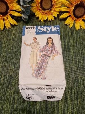 Style Sewing Pattern 2666 1970's Dress Size Vintage UK 8 24" waist FAB RETRO - Image 1 of 4