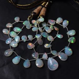 Cuentas de corte briolette de ópalo etíope llamativo AAA natural 55 quilates 8,1 x 16,3 mm - Imagen 1 de 3